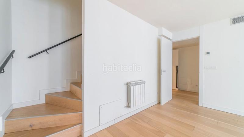 Foto 2ef8003a-4270-46c5-b7f2-f022b6f70b58. Duplex in paseo de san francisco de sales 106 in Vallehermoso Madrid