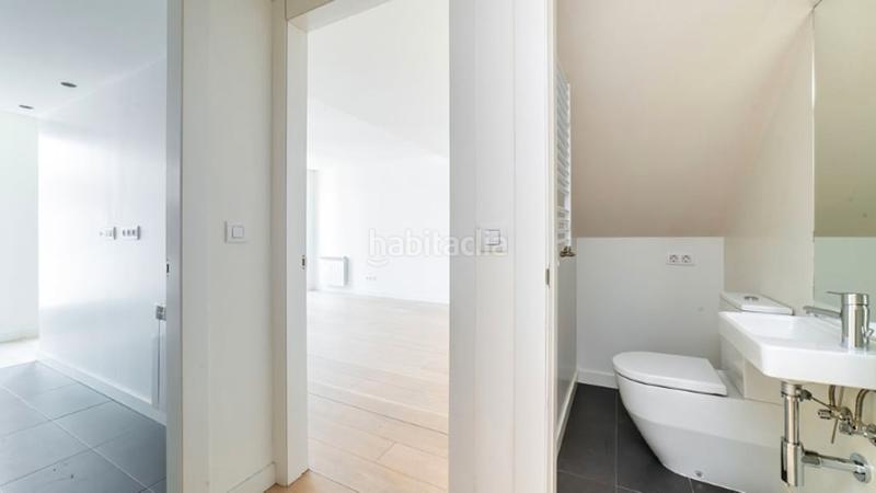 Foto 42c8aa86-c647-4452-8539-d4d9694a1633. Duplex in paseo de san francisco de sales 106 in Vallehermoso Madrid