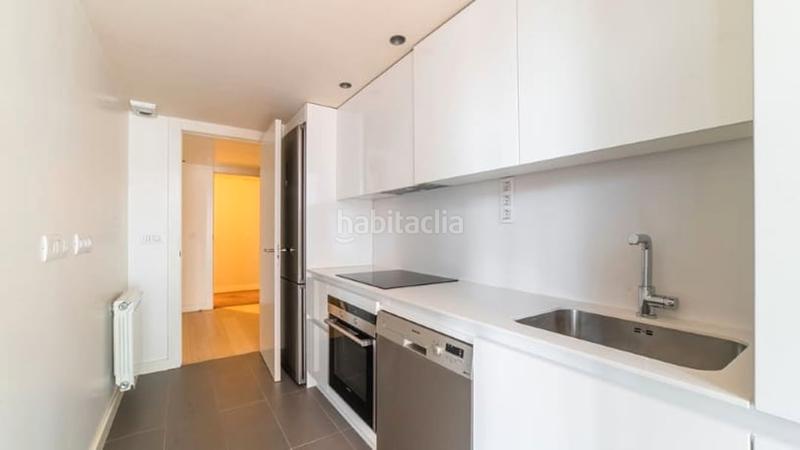 Foto b12fa638-b6d6-47e6-9b8c-4f3d99e2b888. Duplex in paseo de san francisco de sales 106 in Vallehermoso Madrid