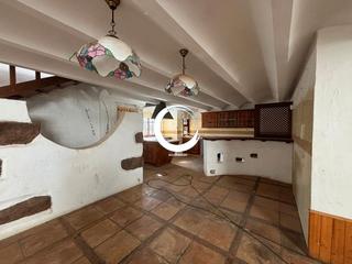 Chalet  Calle reyes. Chalet a reformar en guamasa