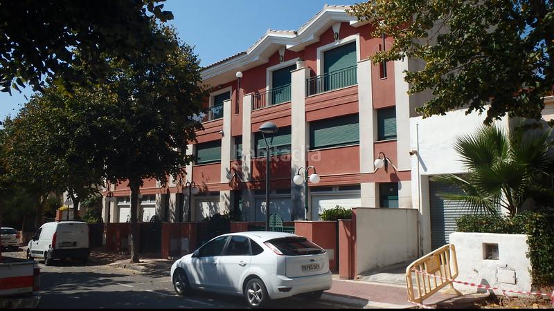 Foto 9664b7f5-407d-4b0b-999f-d48b66004506. Casa adosada adosado en ocupado en casc antic - nou Cambrils Cambrils