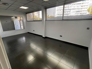 Geschäftsraum in Carrer Anguila