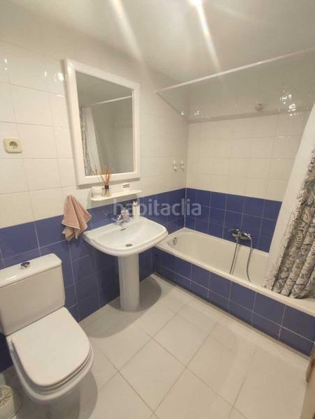 Foto a5a7b638-c15b-40c3-9c9e-6aa9302f045e. Lloguer apartament amb calefacció piscina a Playa Muchavista Campello (el)