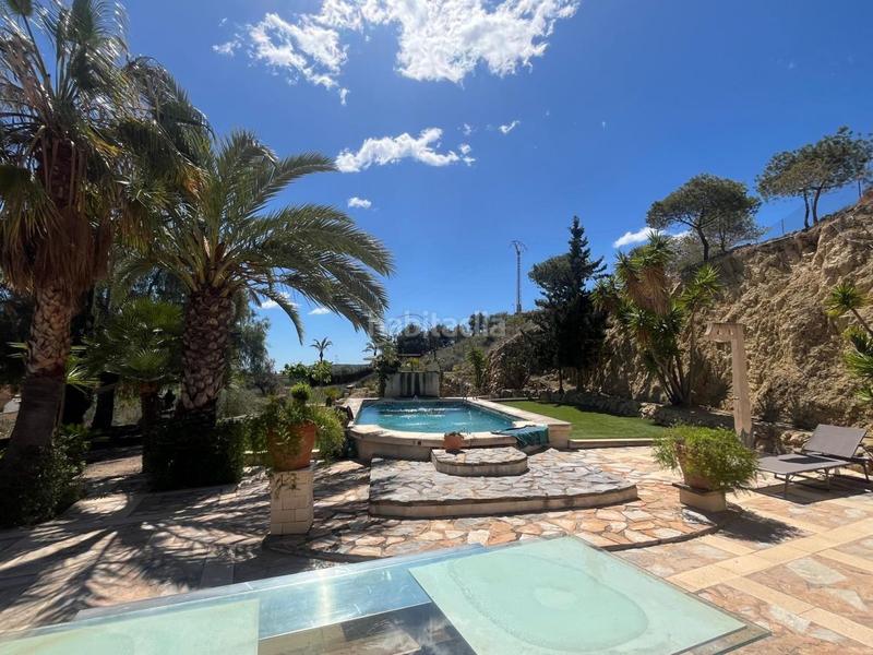 Foto cdbfaaab-129a-496e-aefe-ee5c28c0bed9. Chalet con riscaldamento parcheggio piscina terrazza in Sant Vicent del Raspeig