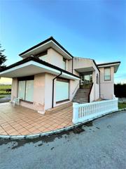 Maison à San pantaleon. Casa en venta en castillo, 5 dormitorios.