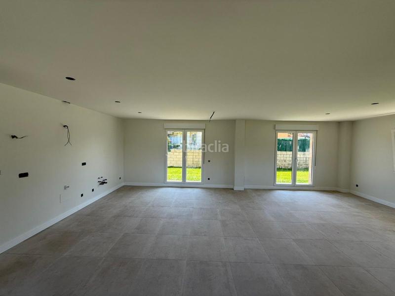 Foto 33b919f8-de91-4ff7-afe7-ad8bf14579f7. Chalet en el faro chalet en venta en Ajo , 4 dormitorios. en Bareyo
