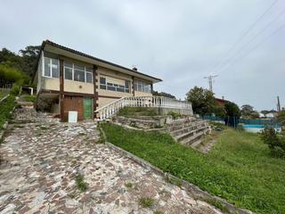 Chalet  Calleja. Chalet en venta en isla, 2 dormitorios.