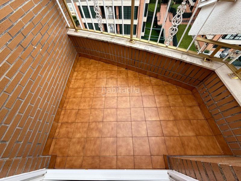 Foto 3b30733e-9289-4610-890e-e39c59cea11d. Appartement avec parking piscine dans Palacio Noja