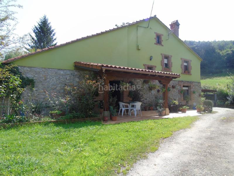 Foto c15e5cd7-d2e2-4a69-befc-4685cc0c86d1. Casa  en venta en anero, 4 dormitorios. en Hermandad de Campoo de Suso