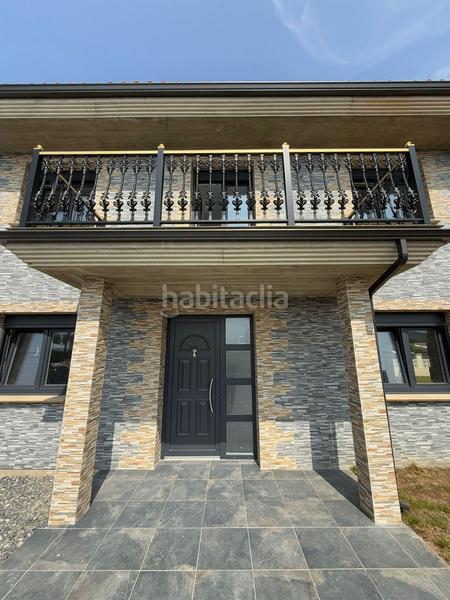 Foto 007996d7-752f-4f4d-b3ff-9659017223c0. Chalet  en venta en pueblo, 4 dormitorios. en Meruelo