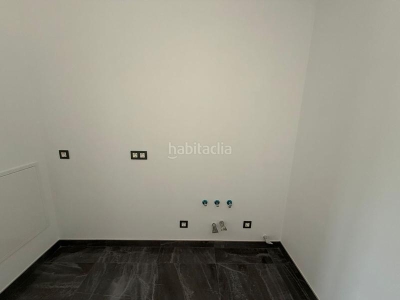 Foto 5b53bfd1-d19d-4d37-af1b-e0b9d19f8b16. Chalet  en venta en pueblo, 4 dormitorios. en Meruelo