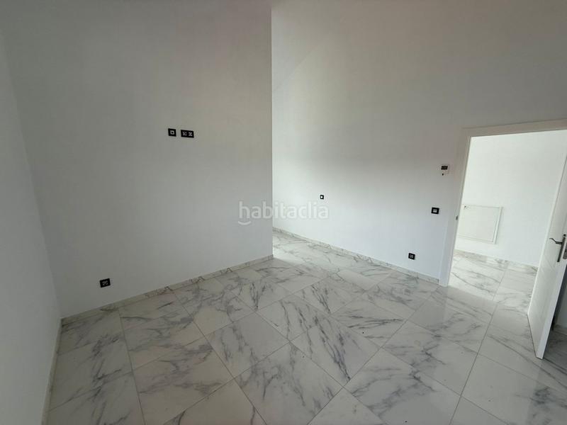 Foto 939c1d44-df6a-4dd7-9cdb-20ef531383e5. Chalet  en venta en pueblo, 4 dormitorios. en Meruelo