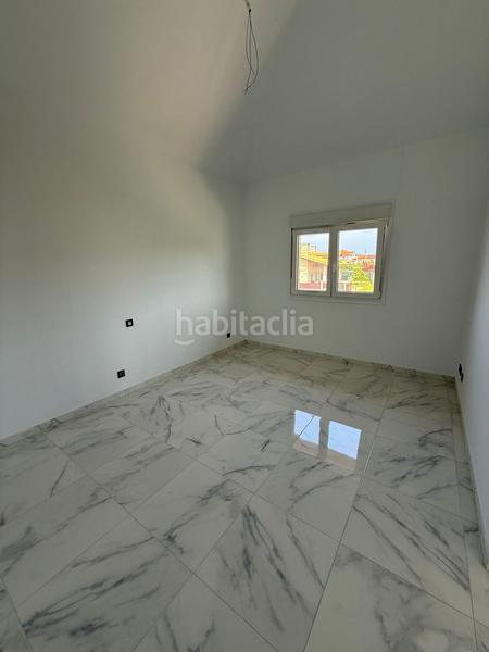 Foto a480c22e-f0b7-4a06-bee1-fa7a71a5d388. Chalet  en venta en pueblo, 4 dormitorios. en Meruelo