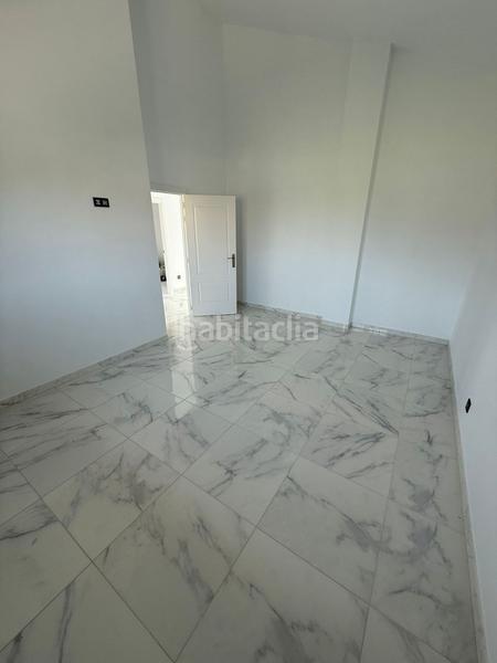 Foto bbd237f9-a2c3-4de1-9bdc-36934afb7219. Chalet  en venta en pueblo, 4 dormitorios. en Meruelo