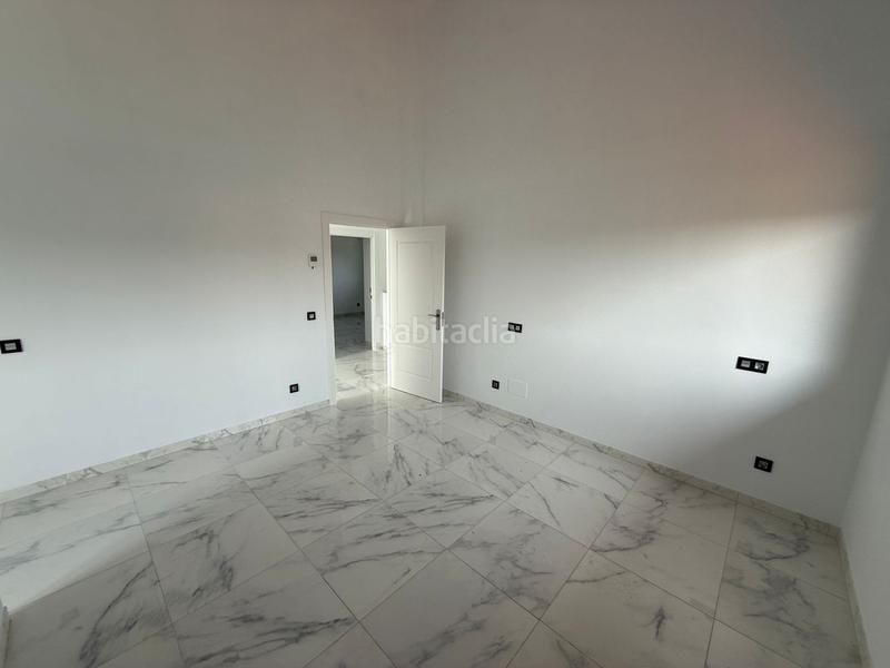Foto c0f846ed-ef8c-4b7e-8419-629db8be569c. Chalet  en venta en pueblo, 4 dormitorios. en Meruelo