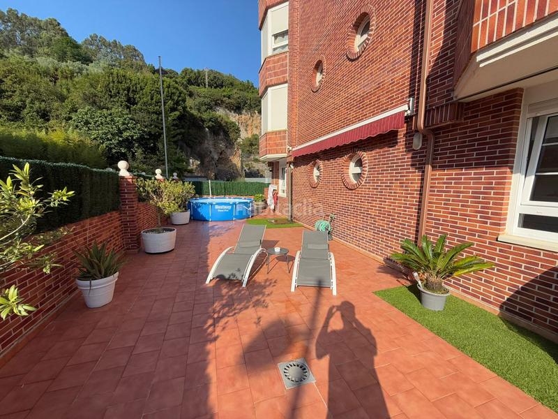 Foto 05ce99eb-0c3f-4d7e-8dc8-aace39c2736b. Piso  en venta en paseo marítimo, 2 dormitorios. en Santoña