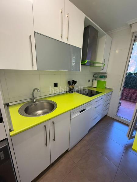 Foto 569d621e-e01c-445f-8607-4129ffe40d5a. Piso  en venta en paseo marítimo, 2 dormitorios. en Santoña