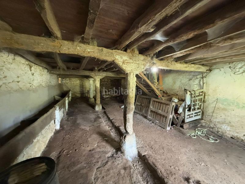 Foto 7b344c69-403a-4618-afb9-723435430698. Casa  en venta . en Hazas de Cesto