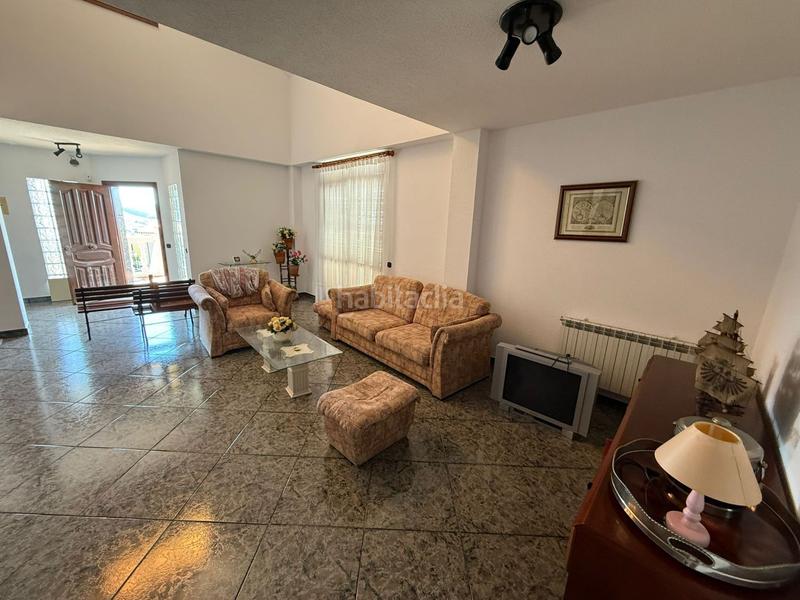 Foto 5a85ddc0-2c81-4b90-a782-bfac015bb656. Chalet con riscaldamento parcheggio in Arnuero
