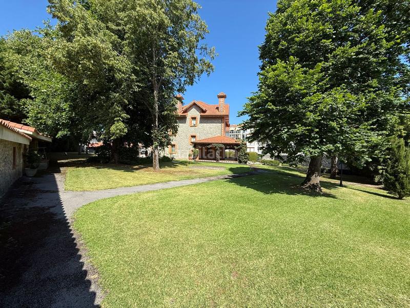 Foto 04d4813b-eb80-45f0-8a78-741ba6f1b832. Haus mit heizung parking in Tregadín Noja