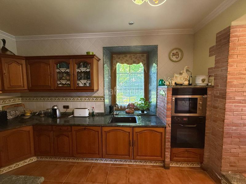 Foto 134d5650-efe4-4360-b85c-d9f9a05c5721. Haus mit heizung parking in Tregadín Noja