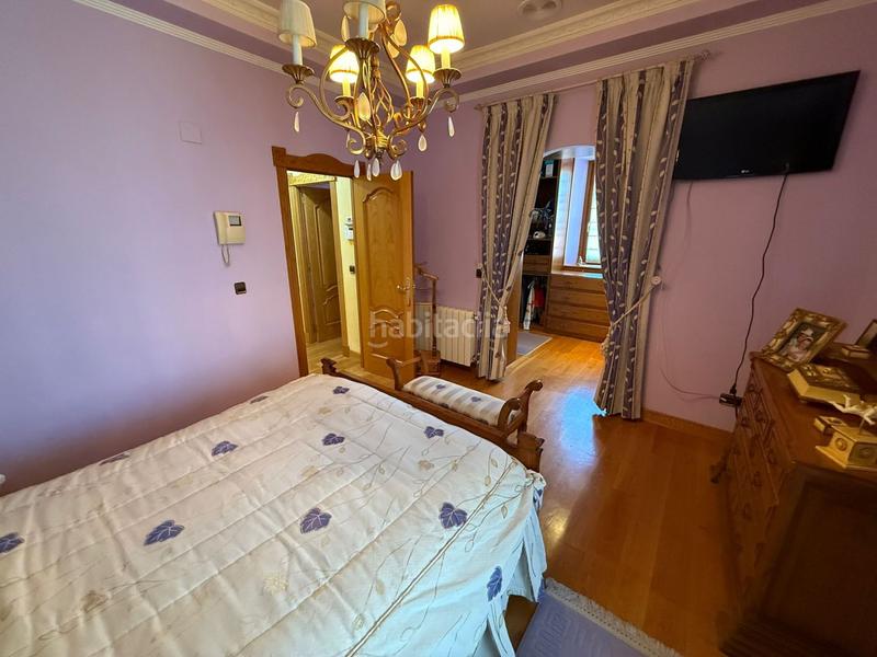 Foto 43318e58-c0c9-44b2-b0e0-771df804cd3a. Haus mit heizung parking in Tregadín Noja