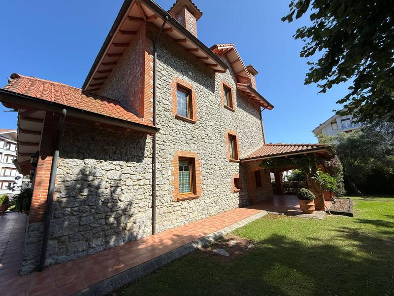 Foto 43e07871-b605-4cf1-aa0c-00eb03f9fc5b. Haus mit heizung parking in Tregadín Noja