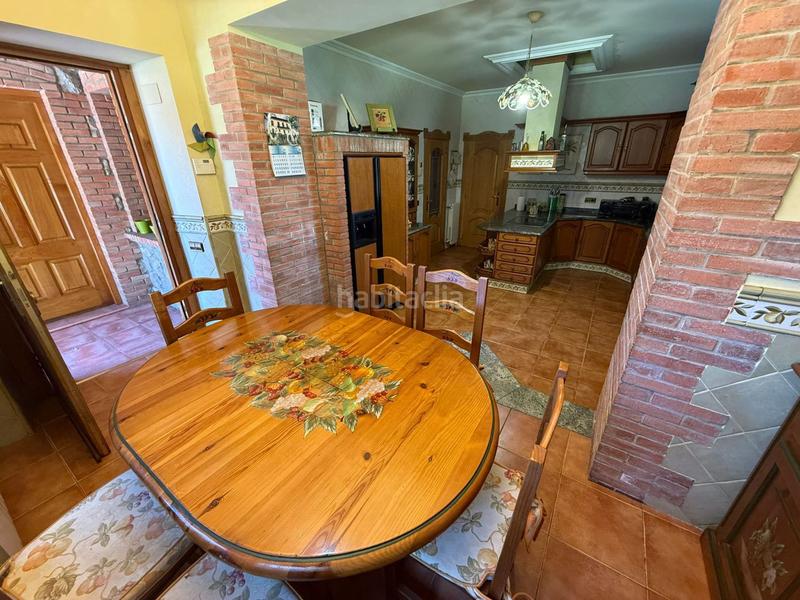 Foto ef5bdc40-6f0e-4501-a732-28ab57d53e24. Haus mit heizung parking in Tregadín Noja