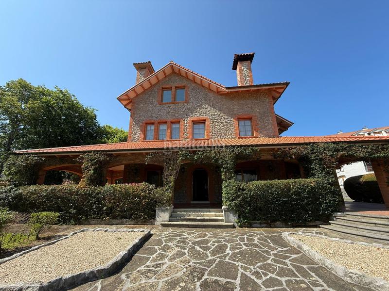 Foto f1f6076f-75c5-4250-803e-71d8a22d665f. Haus mit heizung parking in Tregadín Noja