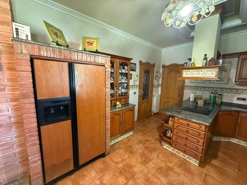 Foto f4418de7-6935-4654-8c6b-176c1bc58495. Haus mit heizung parking in Tregadín Noja