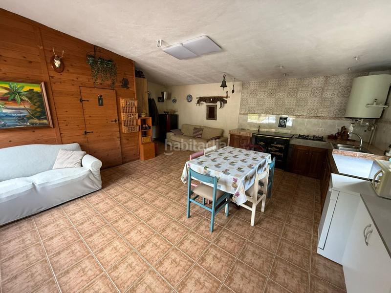 Foto 8770fc27-0a38-43db-814b-65756cd55a6e. Casa  en venta , 4 dormitorios. en Hazas de Cesto