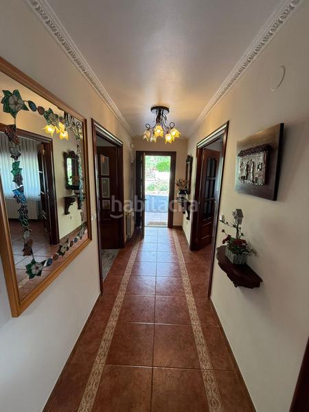 Foto cb25b08b-ab83-4bf5-be9f-e740b7d96631. Casa  en venta , 4 dormitorios. en Hazas de Cesto
