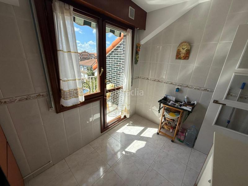 Foto 8553a19e-642b-4ba1-9dce-1213e3624b1f. Appartement avec chauffage parking piscine dans Ris Noja