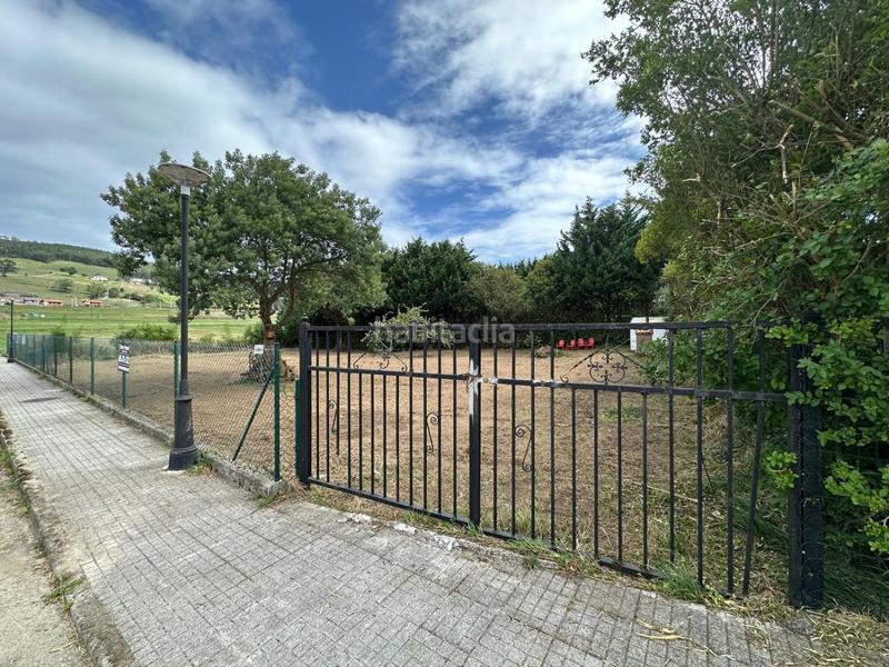 Foto f9ec3f01-6c99-4957-8dea-e5f1374fdf75. Terreno residencial solar en venta en pueblo. en Meruelo
