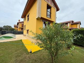 Casa  Palacio. Casa en venta en arnuero, 4 dormitorios.