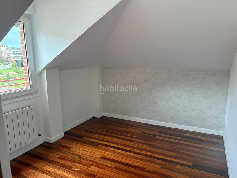 Foto a10d975b-40a8-4b72-add8-7dde12dfea28. Attico con riscaldamento parcheggio in Centro Castro - Urdiales