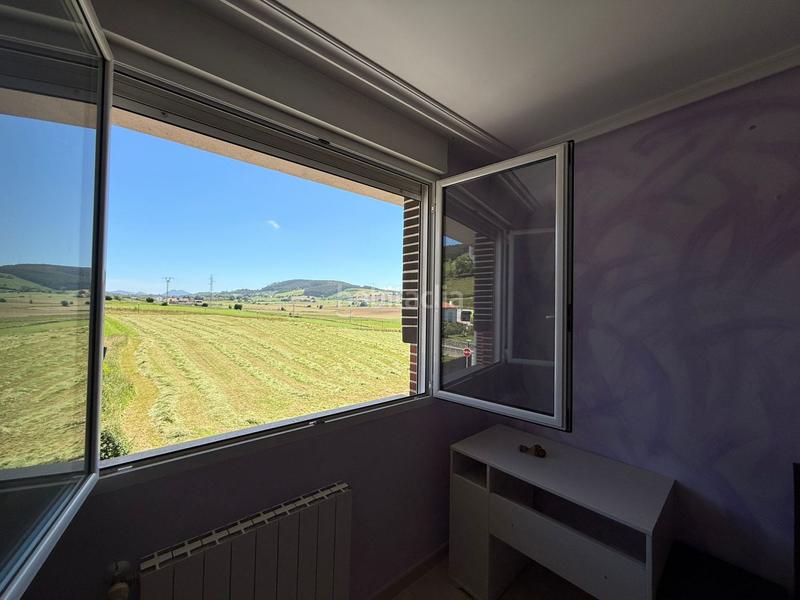 Foto 4025f58c-1e3b-4af6-95b1-a42b21a705c7. Etagenwohnung mit heizung parking pool in Meruelo