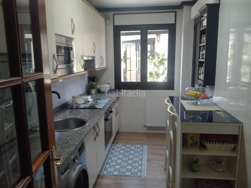 Foto e16efadc-2626-4bcb-9fd5-86be46a76b1c. Etagenwohnung mit heizung pool in Brazomar Castro - Urdiales