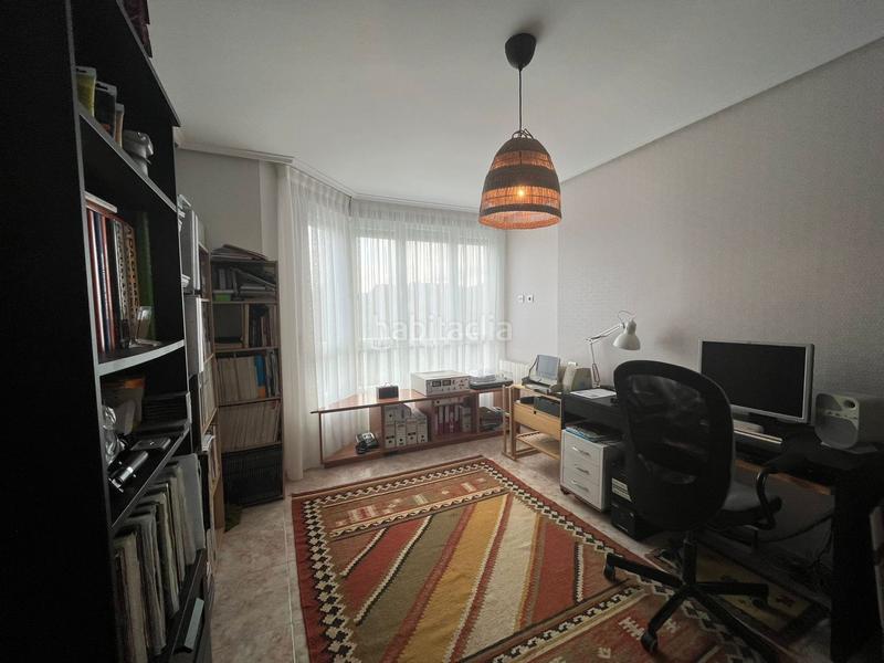 Foto c21bd207-721e-475c-be2b-1e0aba5023af. Pis amb calefacció aparcament a Palacio Noja