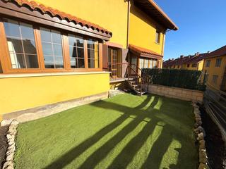 Chalet  Las arrañadas barrio el covento. Chalet en venta en ajo, 5 dormitorios.