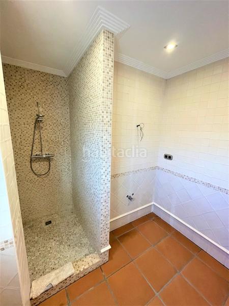 Foto 2280b452-6736-4518-8bb6-7447bd568c9c. Haus mit heizung parking in Bárcena de Cicero