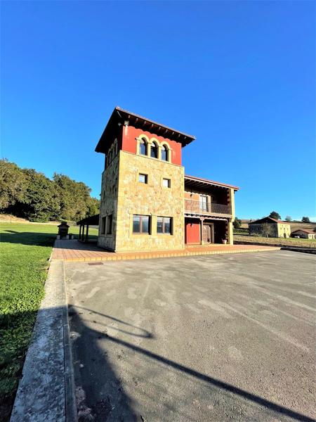 Foto 659d19e4-c92d-471d-8f07-5409d0f54acb. Haus mit heizung parking in Bárcena de Cicero