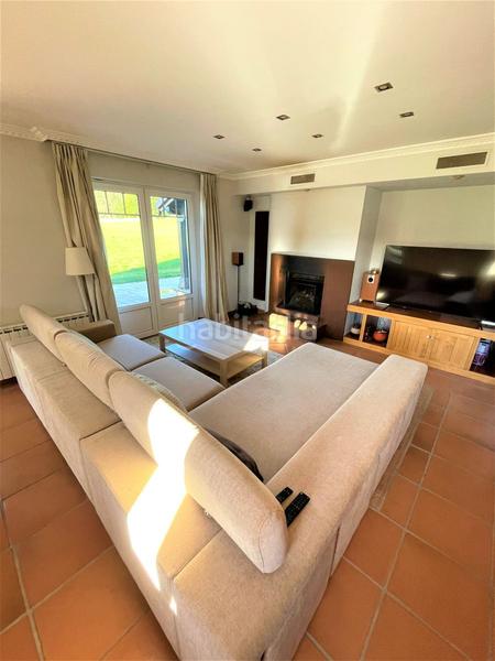 Foto a1866b51-ef83-4b53-bae9-f22b22a2fb73. Haus mit heizung parking in Bárcena de Cicero