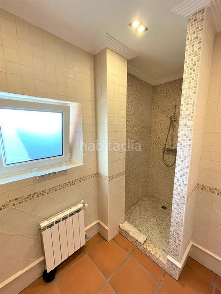 Foto f9bdcd2d-9c64-4b49-b5e6-f80eafea1f15. Haus mit heizung parking in Bárcena de Cicero