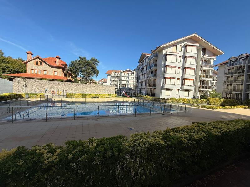 Foto a83f6c17-0968-492d-a865-1b5fe77b2014. Etagenwohnung mit heizung parking pool in Tregadín Noja