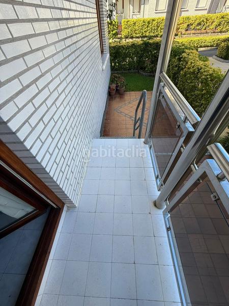 Foto c394bbe1-0204-4301-ad9d-47373f95a8c1. Etagenwohnung mit heizung parking pool in Tregadín Noja