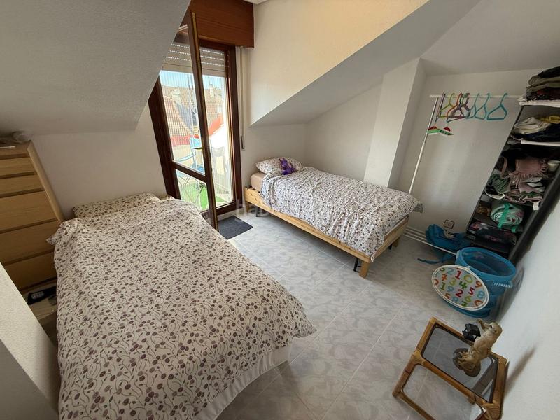 Foto 456ce116-b531-4a0e-b5b5-b6d26e218534. Ático atico en venta en playa trengandin, 2 dormitorios. en Noja