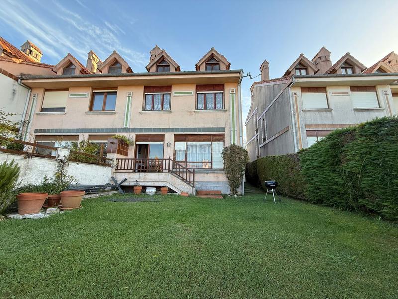 Foto a45db8e9-e08f-4135-82b4-9fd8d0a4bf07. Chalet mit heizung parking pool in Argoños