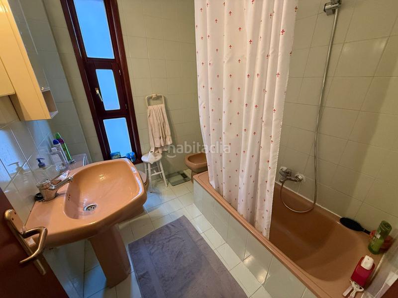 Foto b4a95a66-33fe-4d57-b910-cc3048d292e3. Chalet mit heizung parking pool in Argoños