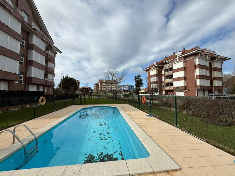 Foto d762e225-656f-4d59-8d75-9a714e8e8063. Appartement dans pinares 31 dans Ris Noja